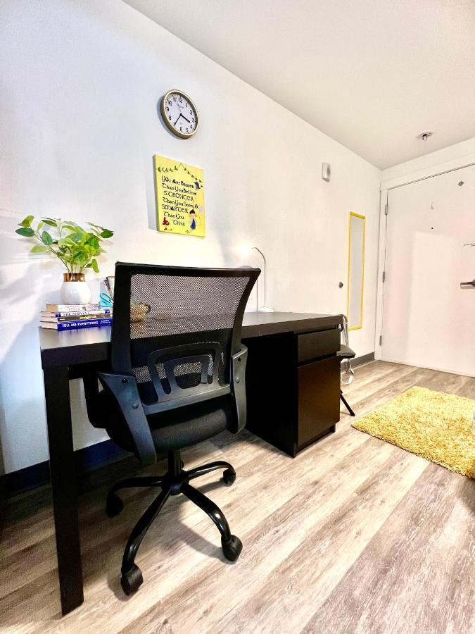 Micro Studio Apartment 10 Minutes Walk To University Of Washington سياتل المظهر الخارجي الصورة