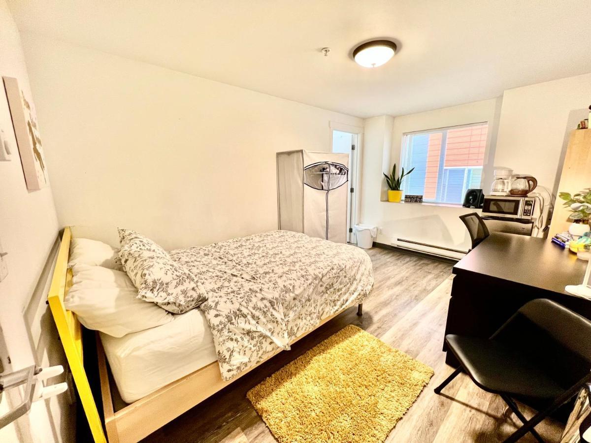 Micro Studio Apartment 10 Minutes Walk To University Of Washington سياتل المظهر الخارجي الصورة