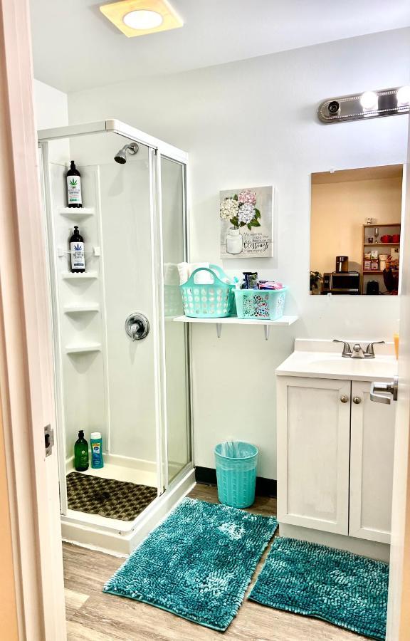 Micro Studio Apartment 10 Minutes Walk To University Of Washington سياتل المظهر الخارجي الصورة